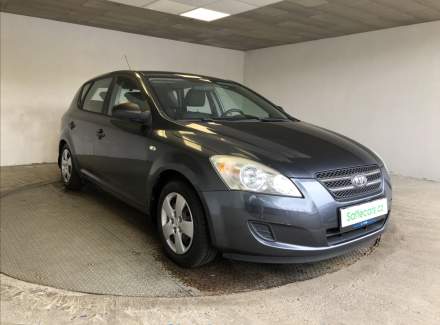 Kia - Cee'd