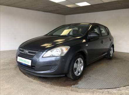 Kia - Cee'd