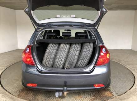 Kia - Cee'd