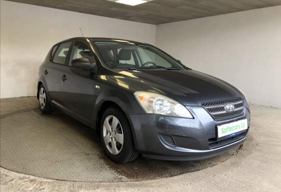 Kia - Cee'd