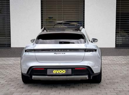 Porsche - Taycan