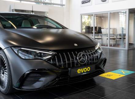 Mercedes-Benz - EQE