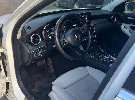 Mercedes-Benz - C-class
