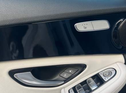 Mercedes-Benz - C-class