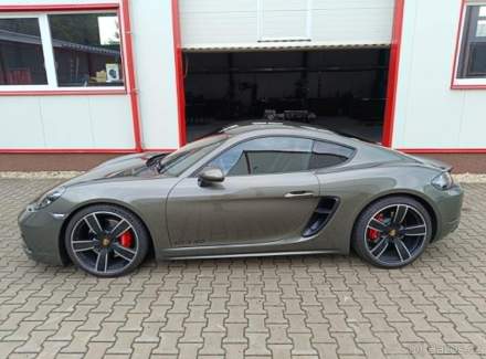 Porsche - 718