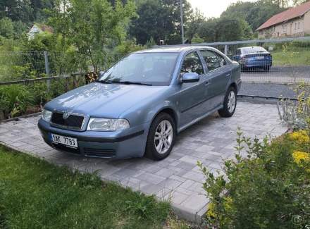 Škoda - Octavia