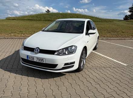 Volkswagen - Golf