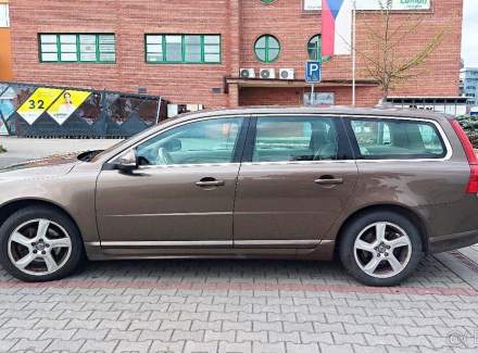 Volvo - V70