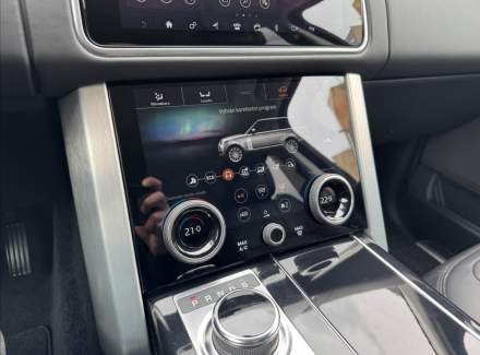 Land Rover - Range Rover