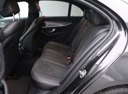 Mercedes-Benz - E-class