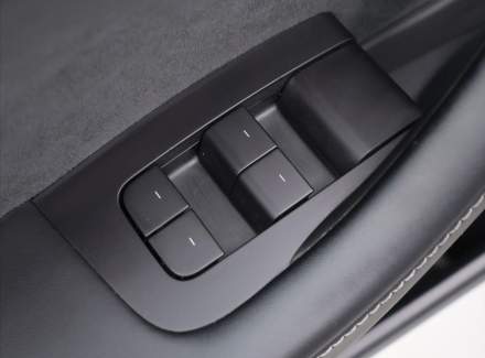 Tesla - Model 3