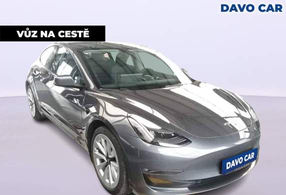 Tesla - Model 3