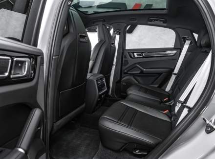 Porsche - Cayenne