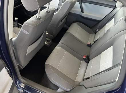Volkswagen - Polo
