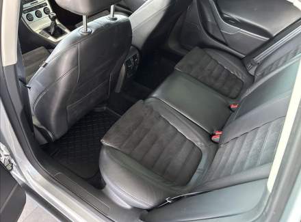 Volkswagen - Passat