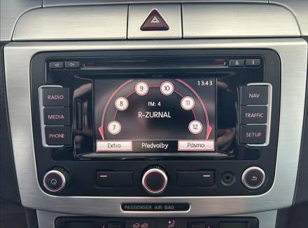 Volkswagen - Passat