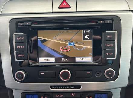 Volkswagen - Passat