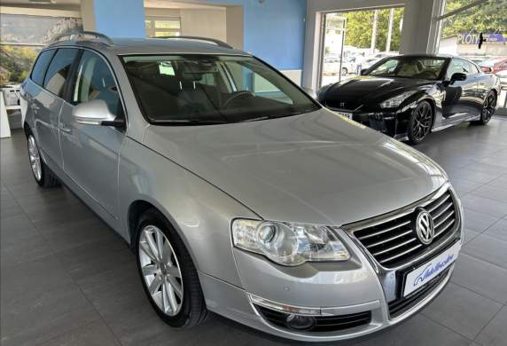 Volkswagen - Passat