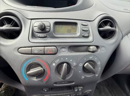 Toyota - Yaris