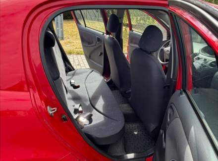 Toyota - Yaris