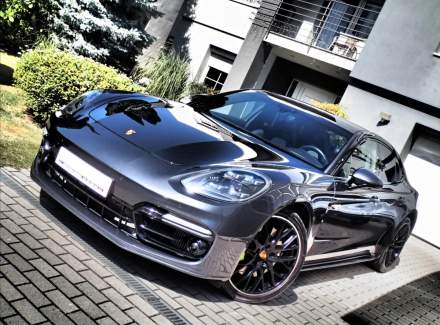 Porsche - Panamera
