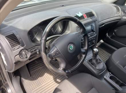 Škoda - Octavia