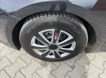 Kia - Cee'd