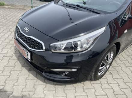 Kia - Cee'd