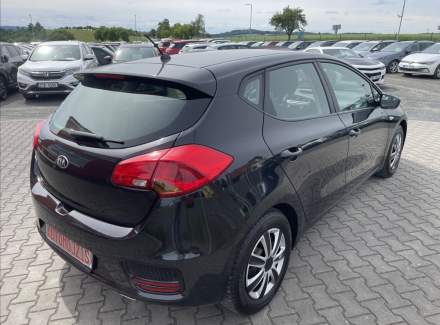 Kia - Cee'd