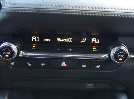 Mazda - 3