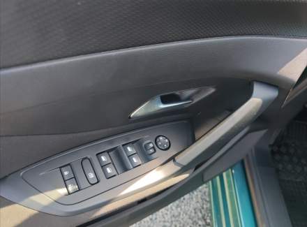 Peugeot - 308