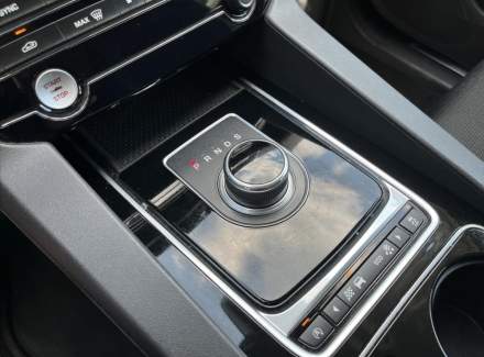 Jaguar - F-Pace