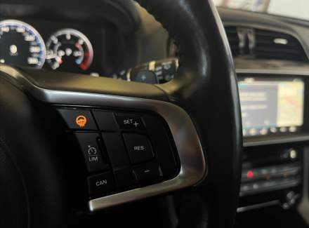 Jaguar - F-Pace