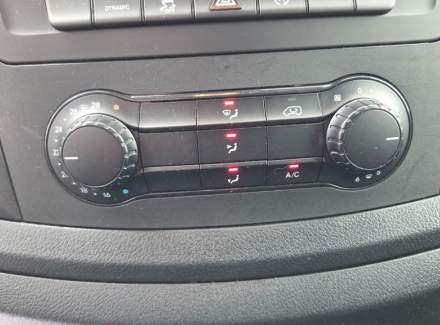 Mercedes-Benz - Vito