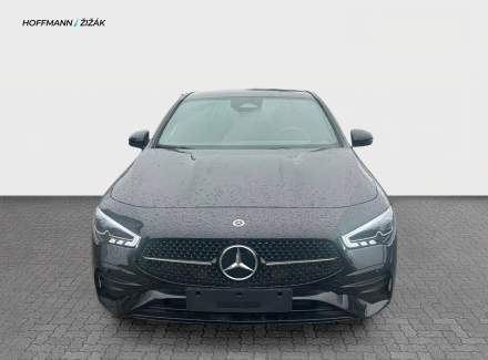 Mercedes-Benz - CLA