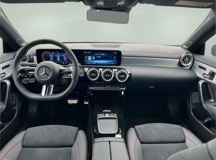 Mercedes-Benz - CLA
