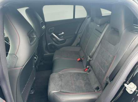 Mercedes-Benz - CLA