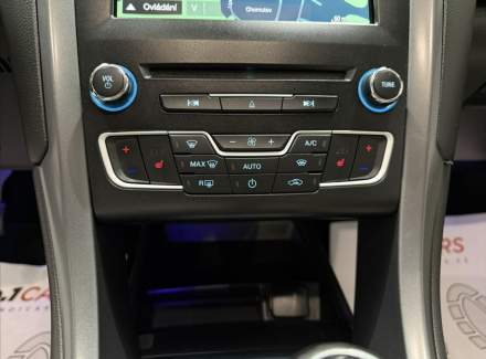 Ford - Mondeo