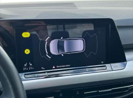 Volkswagen - Golf