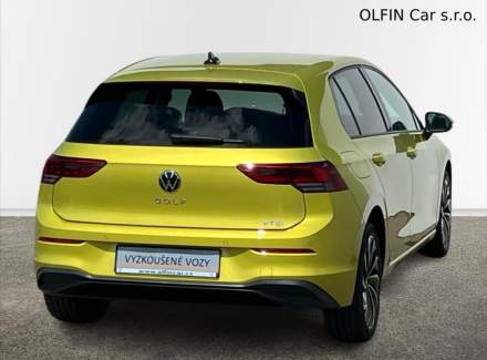 Volkswagen - Golf
