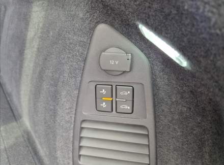 Volkswagen - Touareg