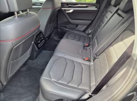 Volkswagen - Touareg