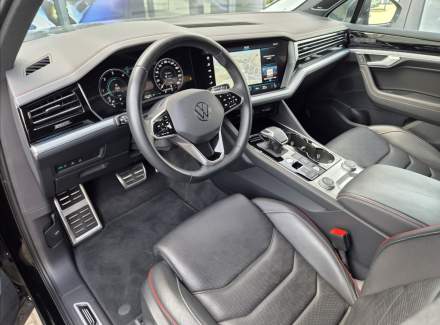 Volkswagen - Touareg