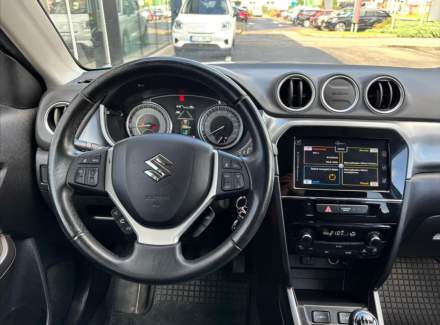 Suzuki - Vitara