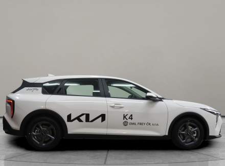 Kia - K4