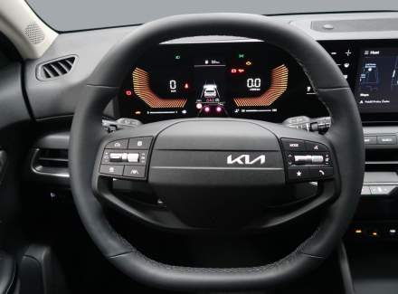 Kia - K4