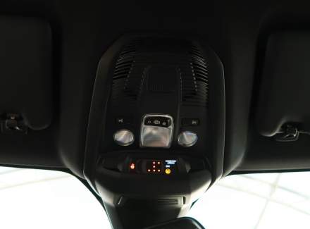 Peugeot - 5008