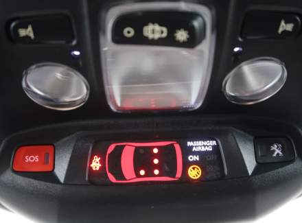 Peugeot - 3008