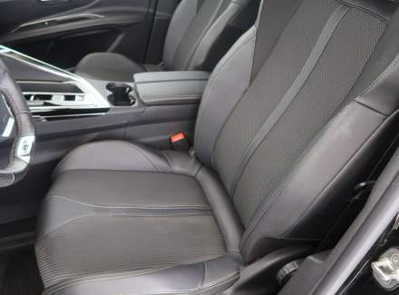 Peugeot - 3008