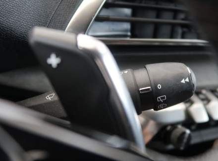 Peugeot - 3008